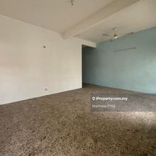 2 Stories Terrace At Lebuh Nipah - 2000sf - Basic Renovated - Lip Sin