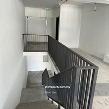 Emhub for rent Retails  Office  Showroom