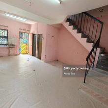Permas Jaya/ 2 Storey Low Cost/ 770 Sf Intermediate/ Original Unit