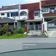 2sty link house,22x75,ss18 subang jaya,4 rooms and 3 baths,partly