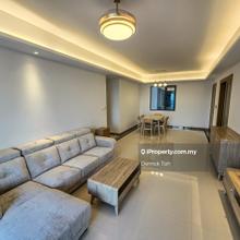 5 min walk to C.I.Q /Grocery / Mall beneath / Facilities/ New Unit