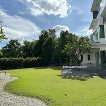 Fully Renovated & Extended, Good Unit Condition with Huge Garden