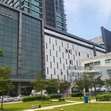 4 Storey Freehold Shop facing mall entrance lot for sale