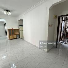 Sri Putra 3-Bedrooms Apartment For Sale