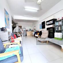 Unblock, Nice View, Well Kept Unit, Move in Condition, Good Location