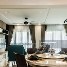 Raffel Tower with 3 Carparks! High Floor & Renovated Unit.