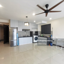 Saujana Specialist - actual photos, tip top condition.