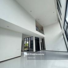 Grandezza bungalow with lift for sale