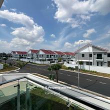 Taman Mount Austin New Cluster House