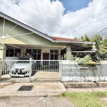 Murah: Teres Corner lot Taman Banggol Indah, Kemaman