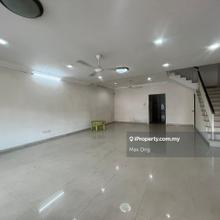 Excellent location, near restaurant, Limited Unit