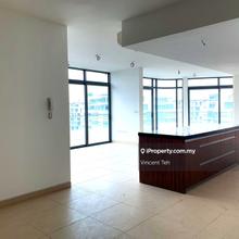 Penthouse Paradise in Aragreens 