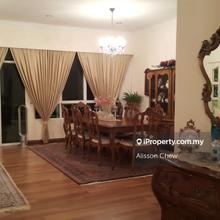 Regency height , 2600sf , penthouse , 2 car park 