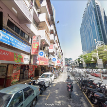 Facing Main Road First Floor Shop Office build up 2000sf near lrt mrt