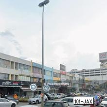 Kasuarina Bandar Botanic 3 Storey Shoplot Facing Main Road
