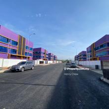 2.5 Semi-Detached Factory at Semenyih Kajang Industrial Park for Rent