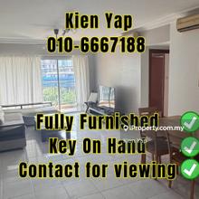 Kiara Designer Suites Key on hand easy viewing