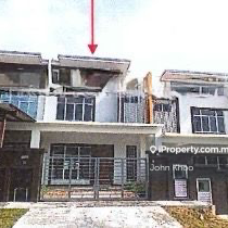 Double storey house in bandar springhill,lukut,negeri sembilan 