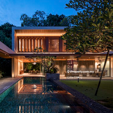 Mansion with Lush Greenery 