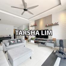 Classy id renovated well kept unit facing green and quiet surrounding.