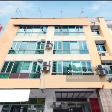 Medan Batu Caves Limited shop for sale
