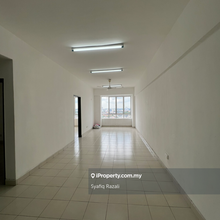 Palm garden klang city three room two bath