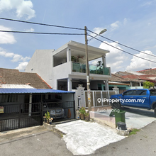 End lot single storey house
