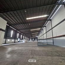 Good condition Telok Panglima Garang semi d factory non flood for rent