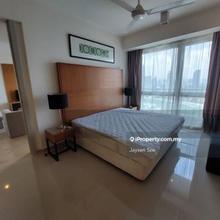 Balcony with unblocked view, 1 carpark, walking distance to KLCC