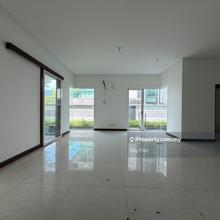 Cheap Gated Guarded 5500sf Built Up Good Condition