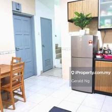 3 Storey Terrace 22x65 Bandar Utama 6 Rooms for Sale