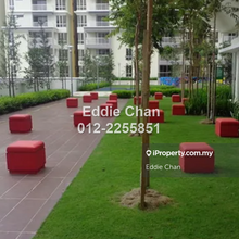 High Floor, Corner Lot, 2 Parking Bays, Near School, Foods, Shopping