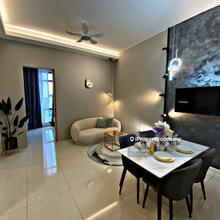 Fully Furnished With Tasteful Renovation