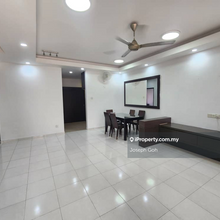 Setia indah double Storey house for rent , partially furnished 