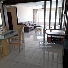 1407sf spacious long hall freehold low density. Lrt3 complete soon