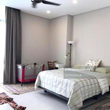 Ascencia Next To Mrt Ttdi Good Location