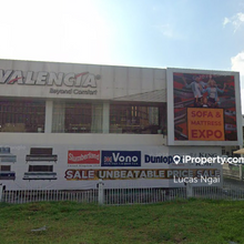Main road ldp 2 joint Commercial Building / High Exposure / Showroom