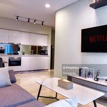 Sky Suite Klcc 3r2b Fully Furnished For sale 1m