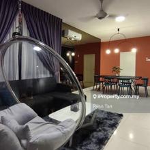 Boulevard Residence With Extra Garden Unit Fully Furnished 2 Car Parks