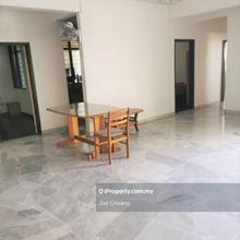 Nearby to LRT, Taipan USJ, Main Place