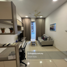 Fully furnish unit 
