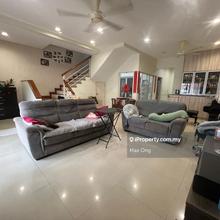 Excellent location , 2 Storey Full Reno For Sale