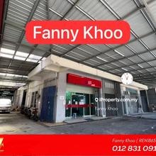 3 Storey Warehouse & Factory / Makat Industrial Estate Kolombong