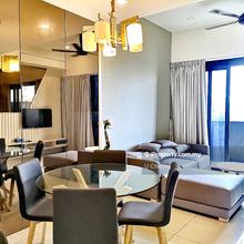 Duplex unit with 1 plus 1 room