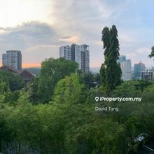 Well Maintained Unit With Greenery View.