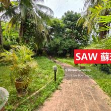Semi d pantai jerjak, back garden