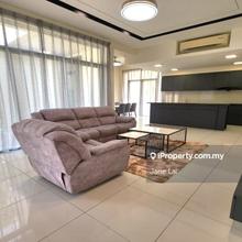 Avira Medini Iskandar ( Corner Lot with Land )