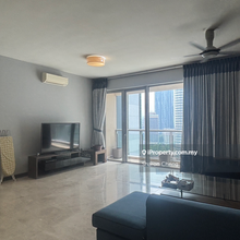 Spacious 4 Bedrooms Next To Twin Towers 