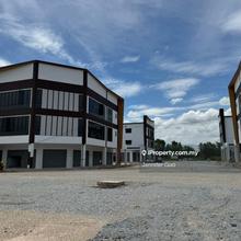 Nadi Ecohill Gf 3 storey corner shoplot Facing main road For rent