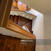 Terrace house for Sale